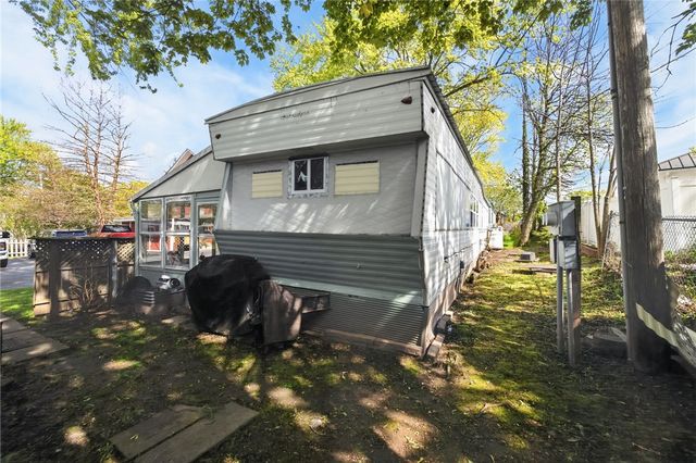 1529 Buffalo Road, Gates, NY 14624