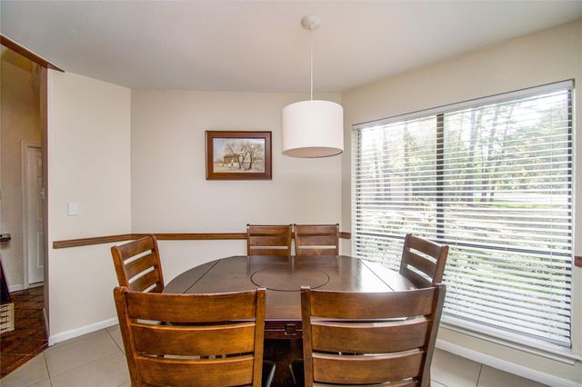 26 Memory Lane, The Woodlands, TX 77380