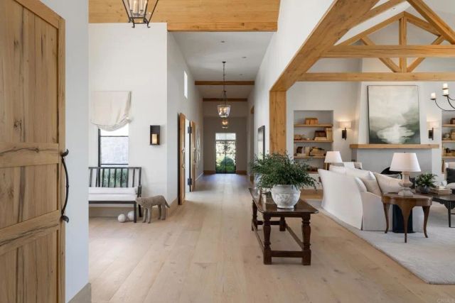 17845 Via de Fortuna, Rancho Santa Fe, CA 92067