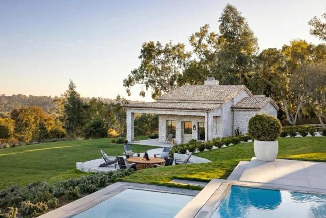 17845 Via de Fortuna, Rancho Santa Fe, CA 92067