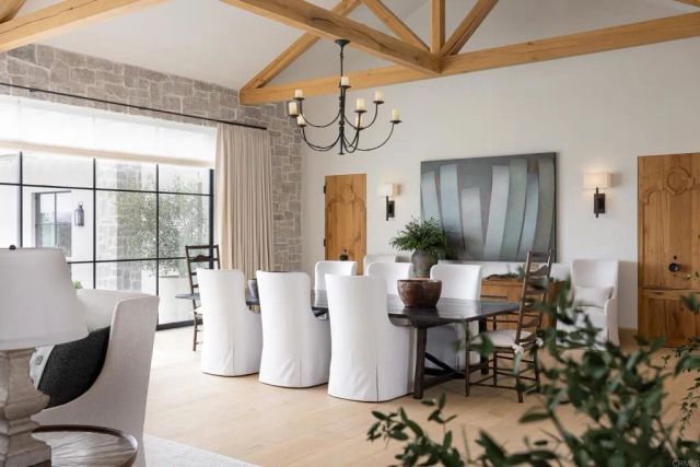 17845 Via de Fortuna, Rancho Santa Fe, CA 92067