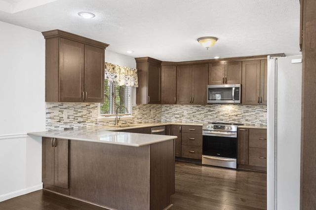 307 North Gregg Road, Nixa, MO 65714