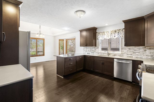 307 North Gregg Road, Nixa, MO 65714