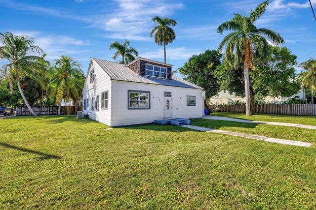 901 W Las Olas Boulevard, Fort Lauderdale, FL 33312