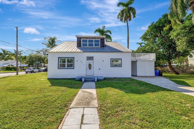 901 W Las Olas Boulevard, Fort Lauderdale, FL 33312