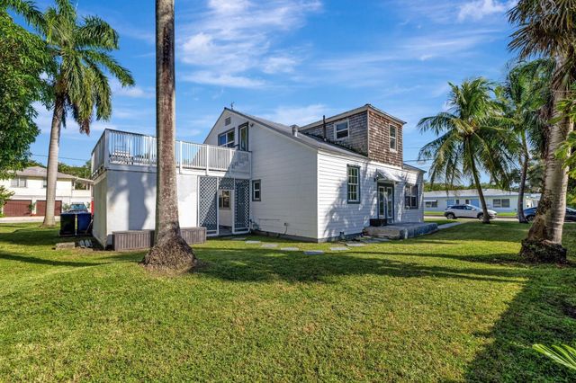 901 W Las Olas Boulevard, Fort Lauderdale, FL 33312