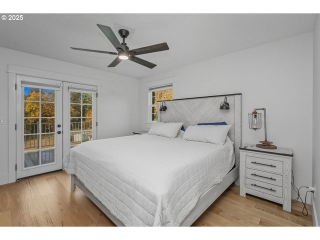 16290 S RIVERVIEW Rd, Molalla, OR 97038