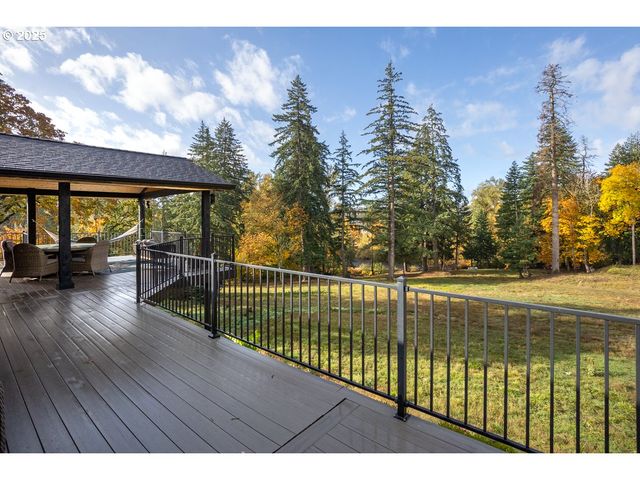 16290 S RIVERVIEW Rd, Molalla, OR 97038