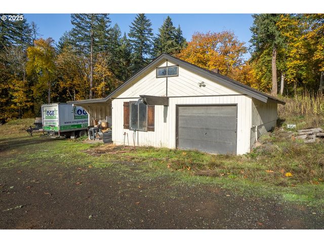 16290 S RIVERVIEW Rd, Molalla, OR 97038