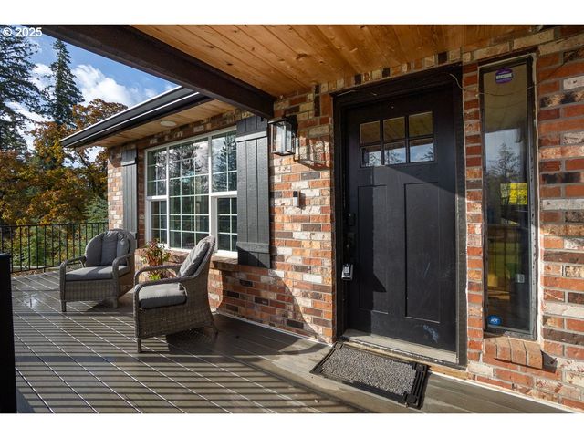 16290 S RIVERVIEW Rd, Molalla, OR 97038