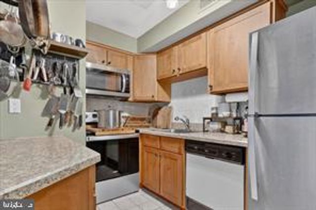 41021 COOPERS PL, Holland, PA 18966