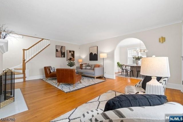 9 Saint Charles Avenue, West Caldwell, NJ 07006