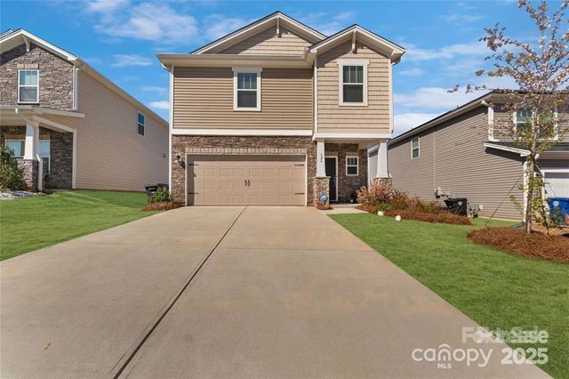 126 Johns Cardinal Drive, Mooresville, NC 28115