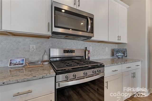 126 Johns Cardinal Drive, Mooresville, NC 28115