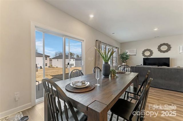 126 Johns Cardinal Drive, Mooresville, NC 28115