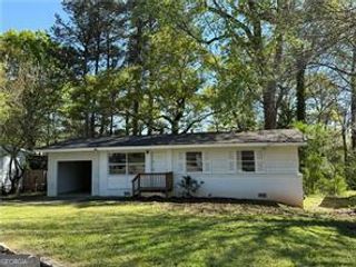 601 Melrose Drive, Forest Park, GA 30297