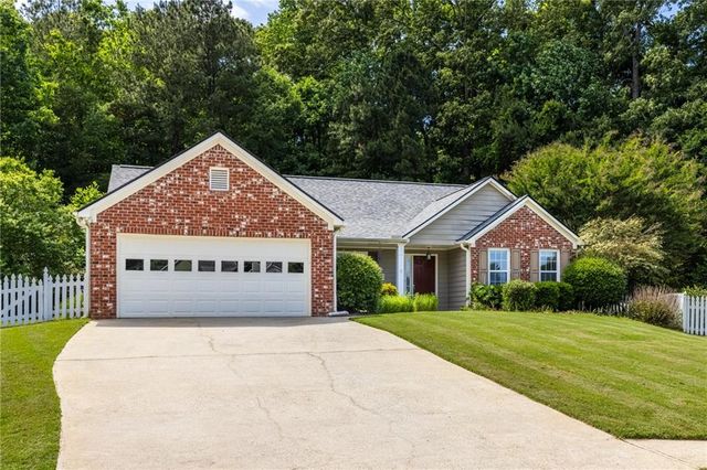 670 Riverside Walk Crossing, Sugar Hill, GA 30518