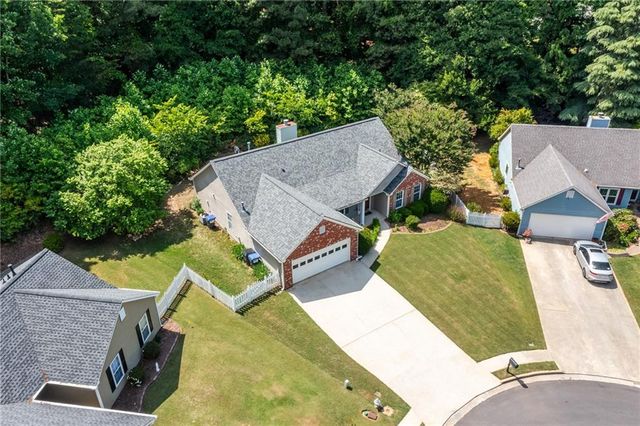 670 Riverside Walk Crossing, Sugar Hill, GA 30518