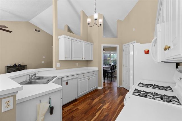 670 Riverside Walk Crossing, Sugar Hill, GA 30518