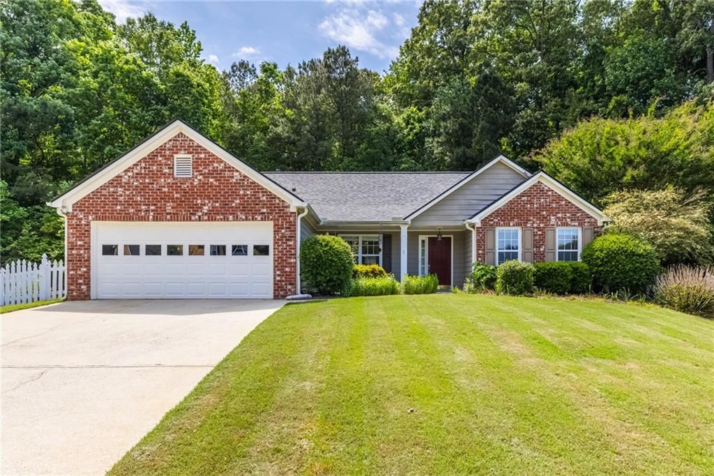 670 Riverside Walk Crossing, Sugar Hill, GA 30518