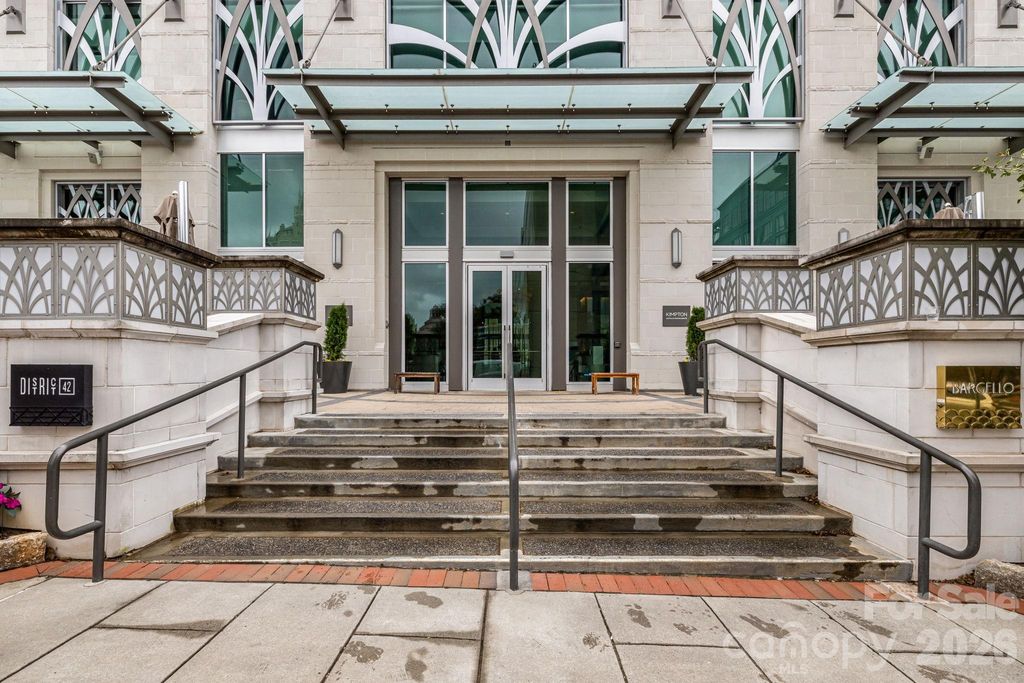 7 Patton Avenue 1005, Asheville, NC 28801