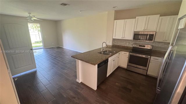 1121 Vermilion Dr 1121, West Palm Beach, FL 33461