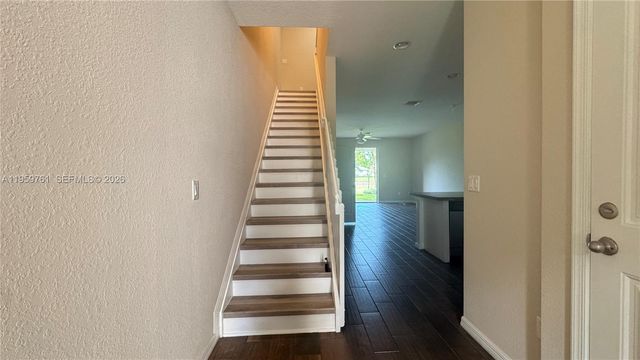 1121 Vermilion Dr 1121, West Palm Beach, FL 33461