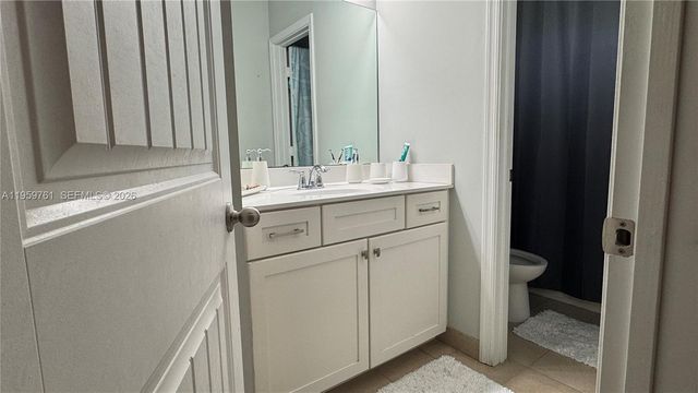 1121 Vermilion Dr 1121, West Palm Beach, FL 33461