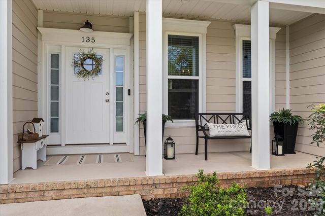 135 Sheep Path Drive, Mooresville, NC 28115
