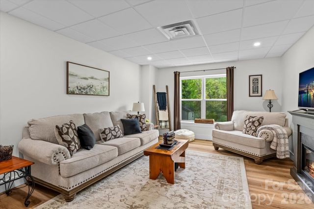 135 Sheep Path Drive, Mooresville, NC 28115