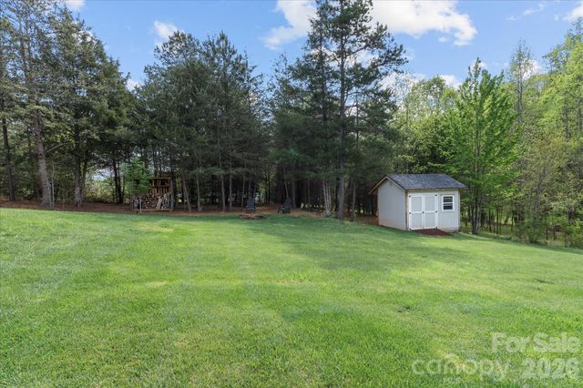 135 Sheep Path Drive, Mooresville, NC 28115