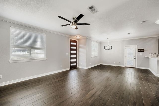 15213 Chamberlain CT, Austin, TX 78724