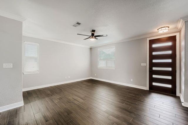 15213 Chamberlain CT, Austin, TX 78724