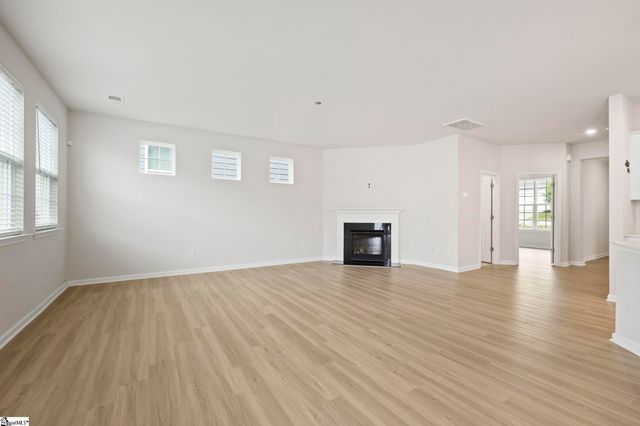 114 Magnolia Street, Reidville, SC 29338