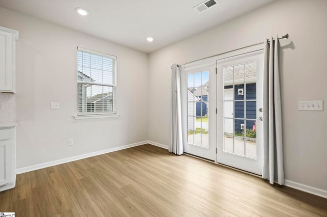 114 Magnolia Street, Reidville, SC 29338