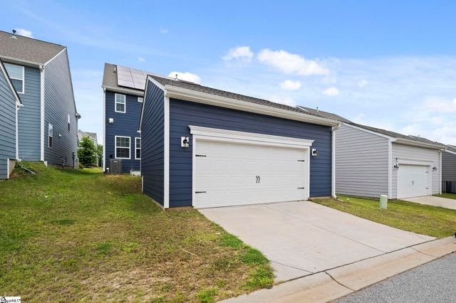 114 Magnolia Street, Reidville, SC 29338