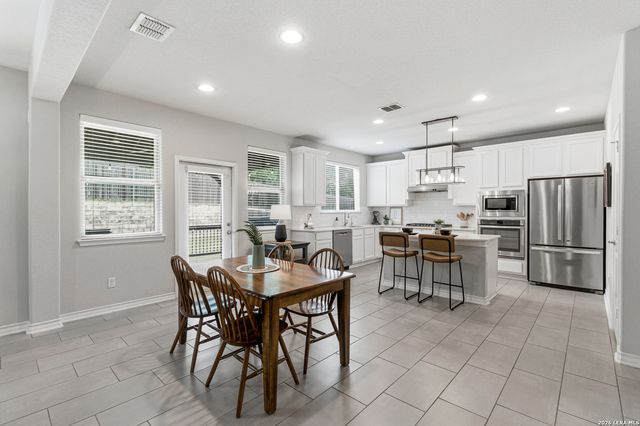 23031 Woodlawn Ridge, San Antonio, TX 78259