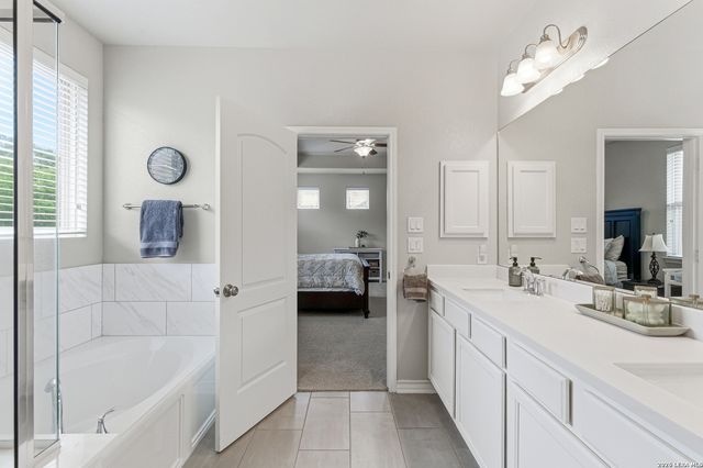 23031 Woodlawn Ridge, San Antonio, TX 78259