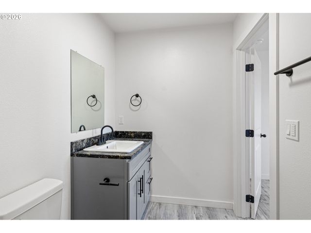 176 ALLISON Ave, Sutherlin, OR 97479