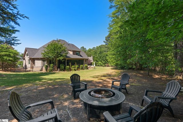 224 Bent Hook Way, Greer, SC 29651