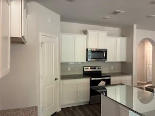 213 Yemen RD, Taylor, TX 76574