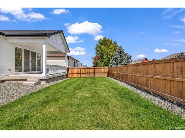 180 N Edge Cliff St, Castle Rock, CO 80104