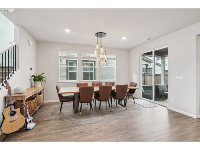 6975 Se TAMARACK St, Hillsboro, OR 97123