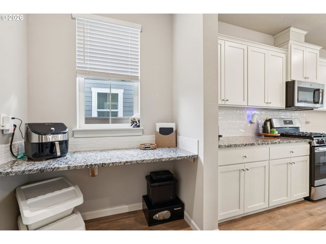 6975 Se TAMARACK St, Hillsboro, OR 97123