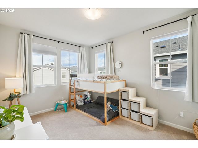 6975 Se TAMARACK St, Hillsboro, OR 97123