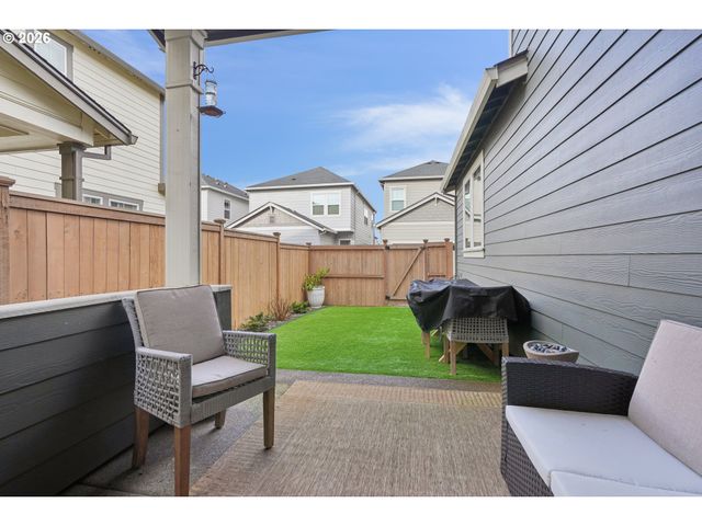 6975 Se TAMARACK St, Hillsboro, OR 97123