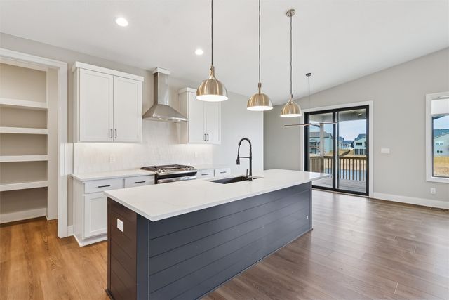 85 NW Alderleaf Drive, Waukee, IA 50263