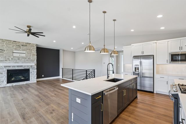 85 NW Alderleaf Drive, Waukee, IA 50263