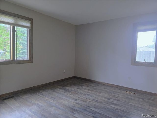1855 Luneta Court, Commerce Twp, MI 48382