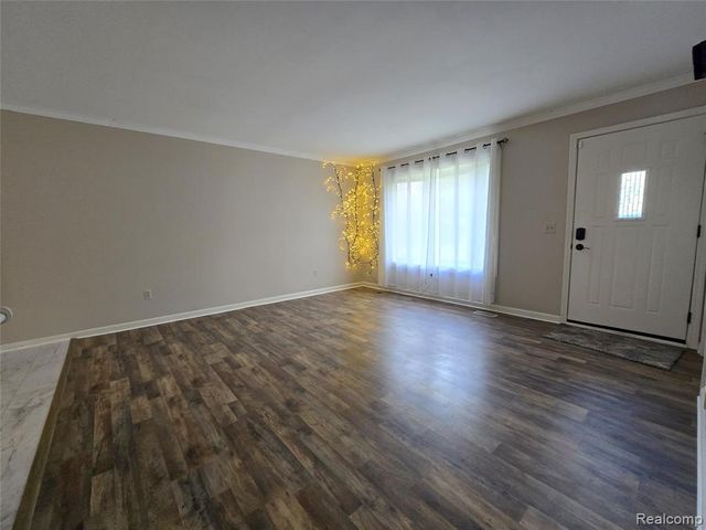 1855 Luneta Court, Commerce Twp, MI 48382
